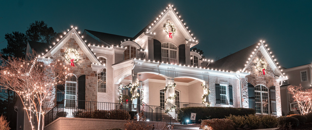 Lights that deals shine on house